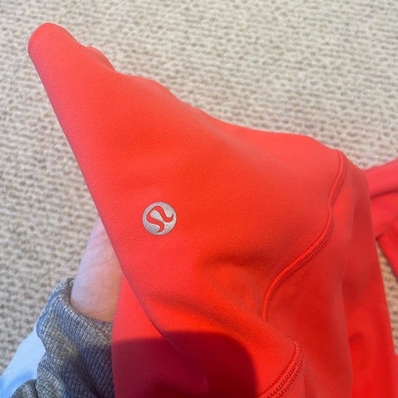 Lululemon Align Leggings -bright red -size 2 - Picture 3 of 4